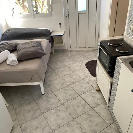 Poseidon Street νεα μεσαγγαλα γκαρσονιέρα 3 Apartment Nea Mesagkala