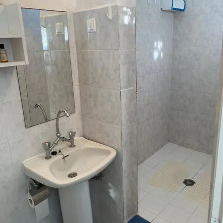 Apartment Poseidon Street νεα μεσαγγαλα γκαρσονιέρα 3 *
