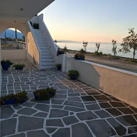 Apartment Poseidon Street νεα μεσαγγαλα γκαρσονιέρα 3 Nea Mesagkala